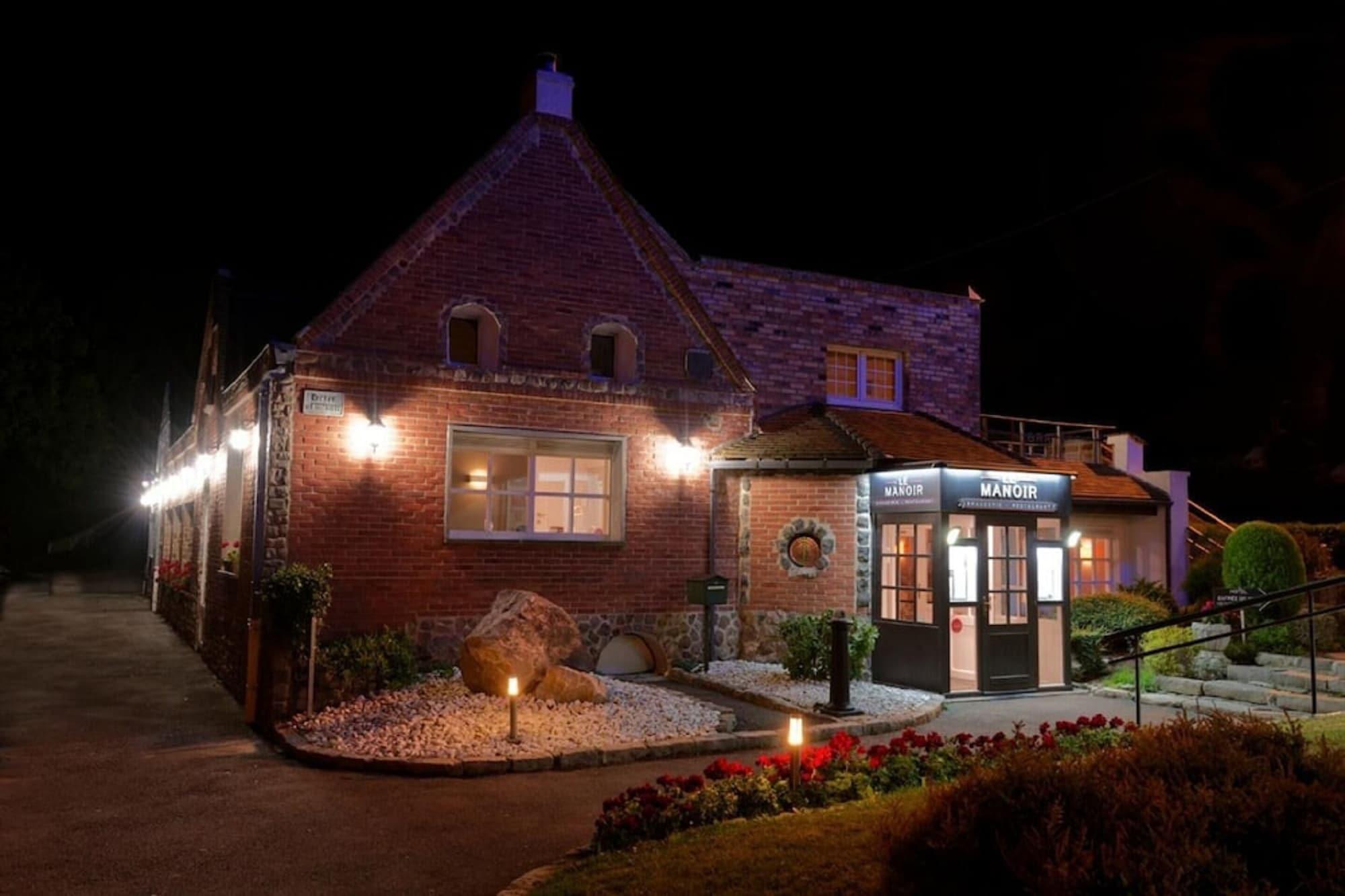 Le Manoir Hotel Orchies ภายนอก รูปภาพ